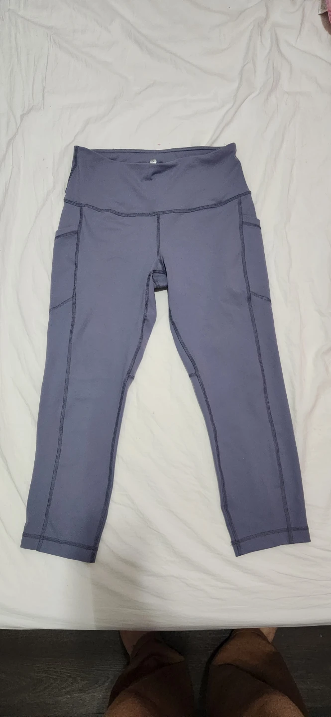 90 Degree by Reflex Grey Capri Leggings - Size M
