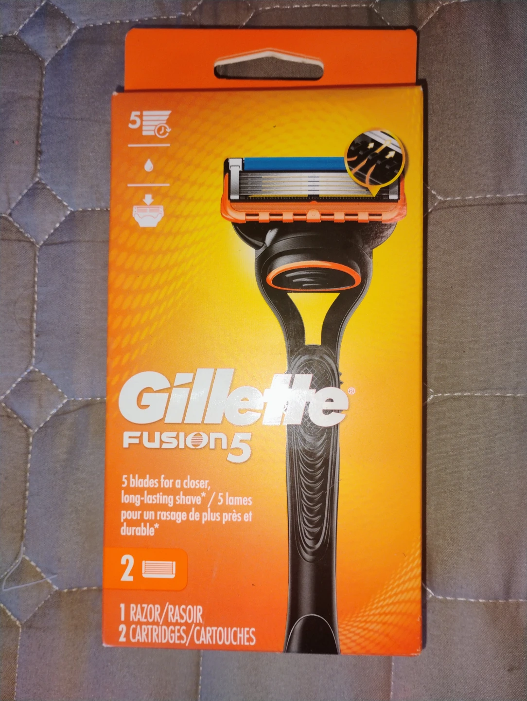 Gillette Fusion5 Razor with 2 Cartridges