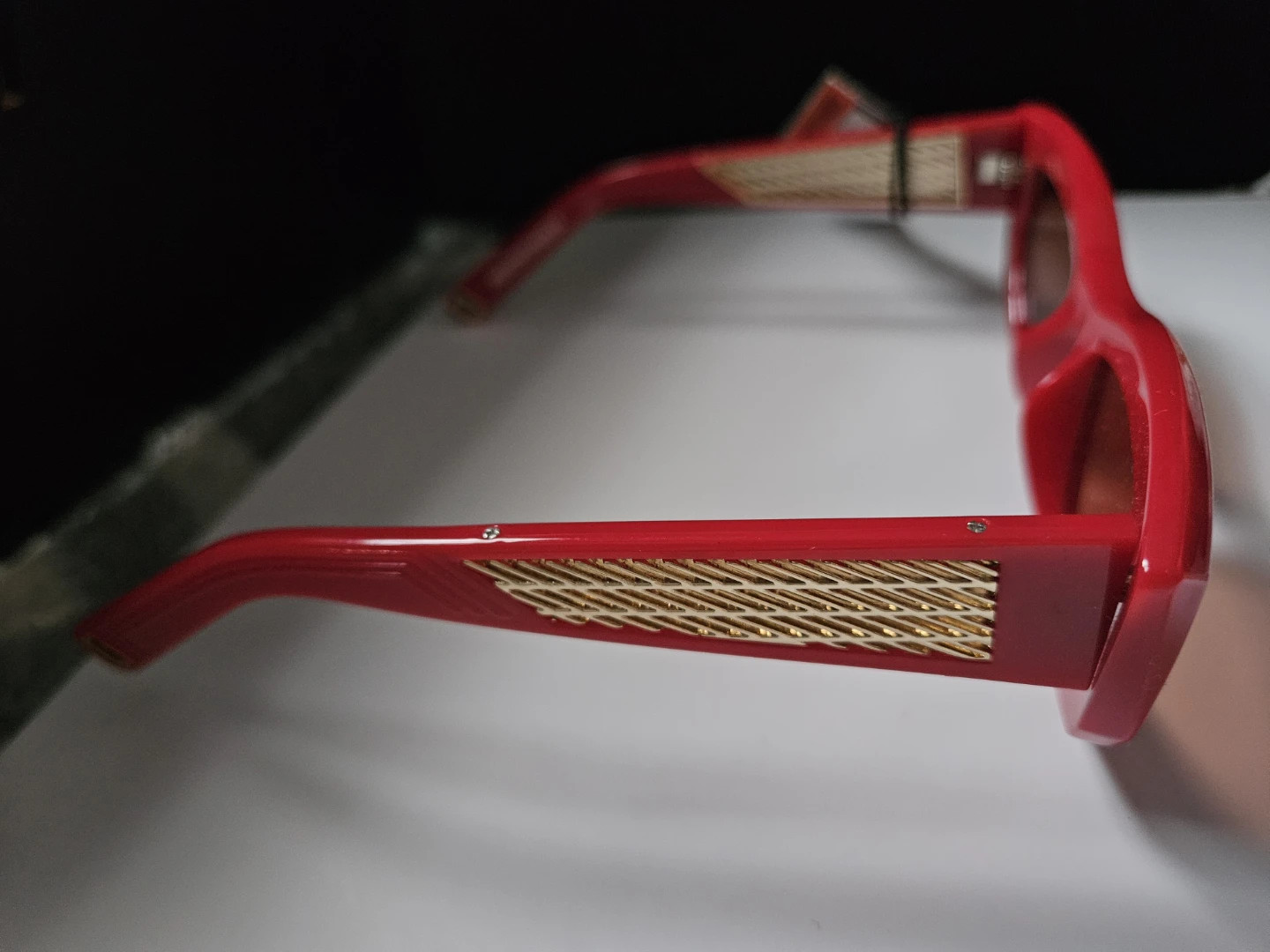 Red INDESCRATCHABLES Sunglasses - photo 4