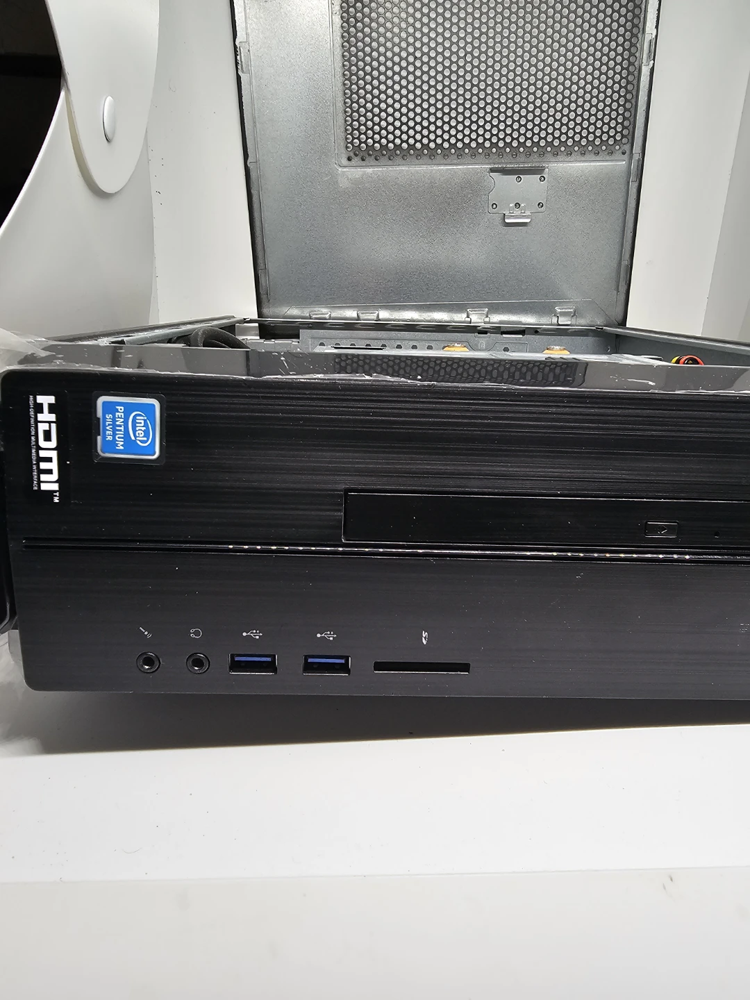 Acer Aspire Desktop Computer - photo 2