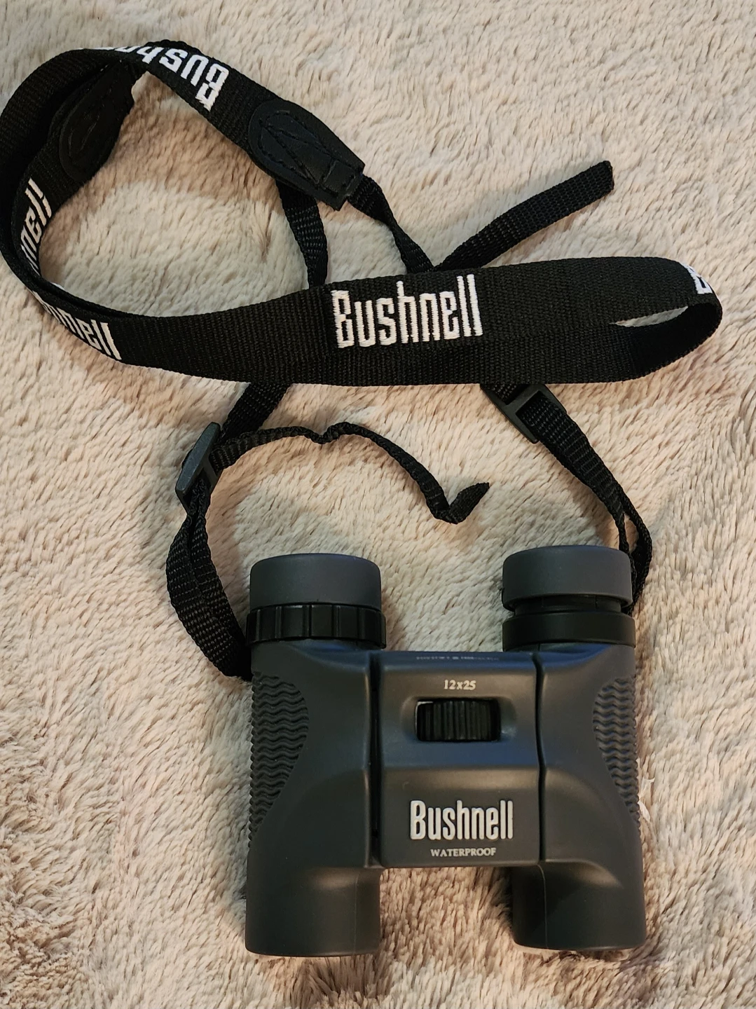 Bushnell 12x25 Waterproof Binoculars🥕