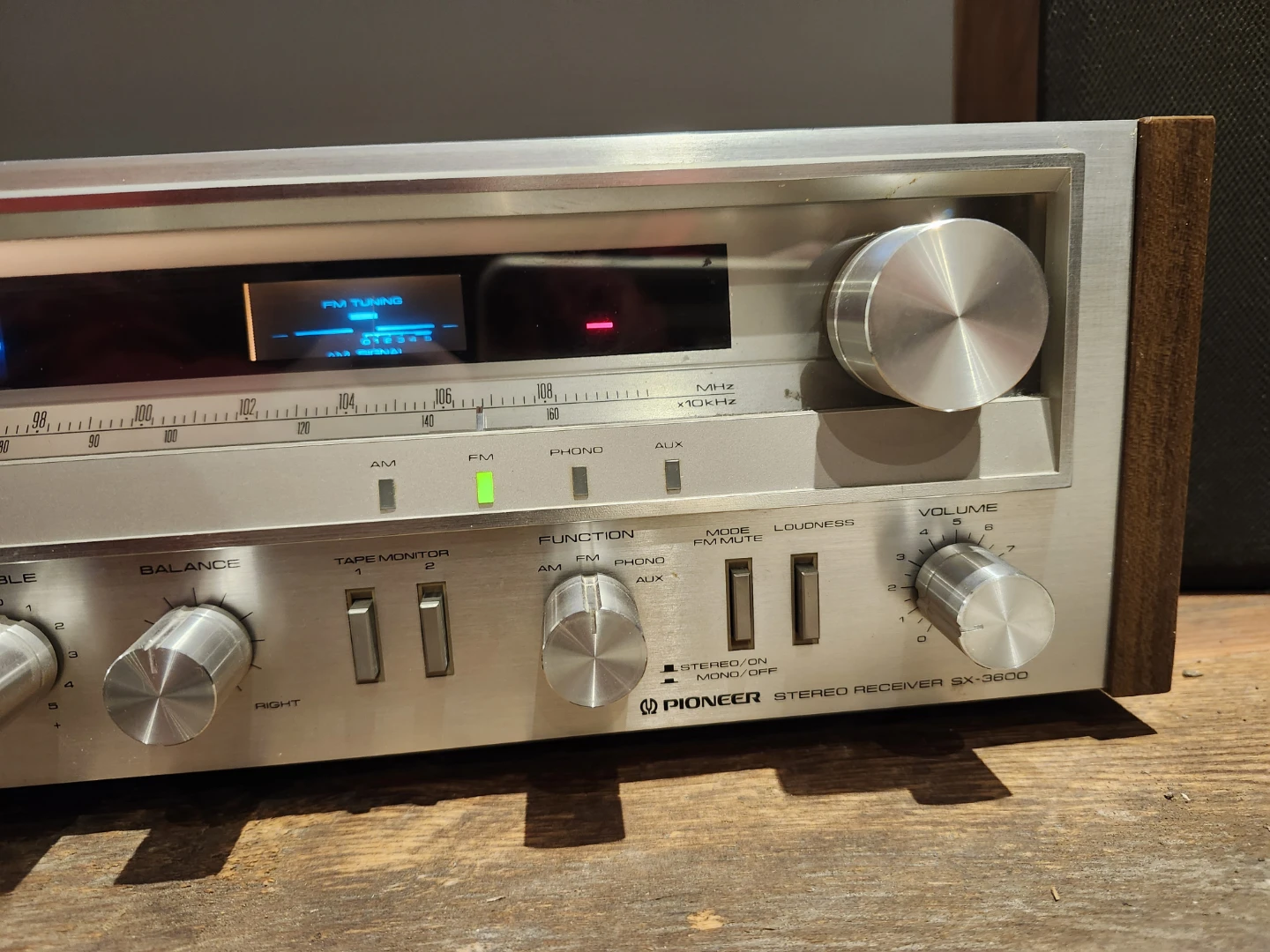 Pioneer SX-3600 Receiver - photo 2