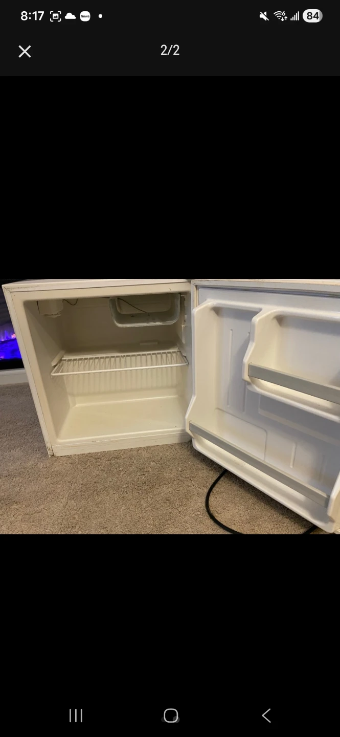 Haier Mini Fridge