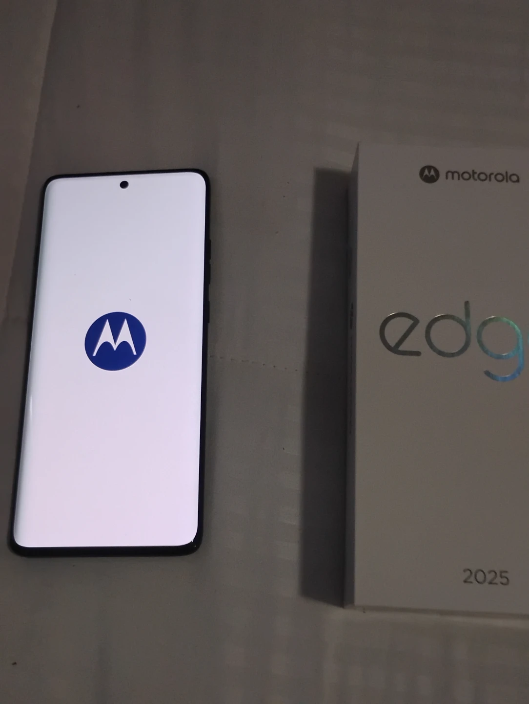 Motorola Edge 256Gb 2025 - Brand New 🧡 - photo 3