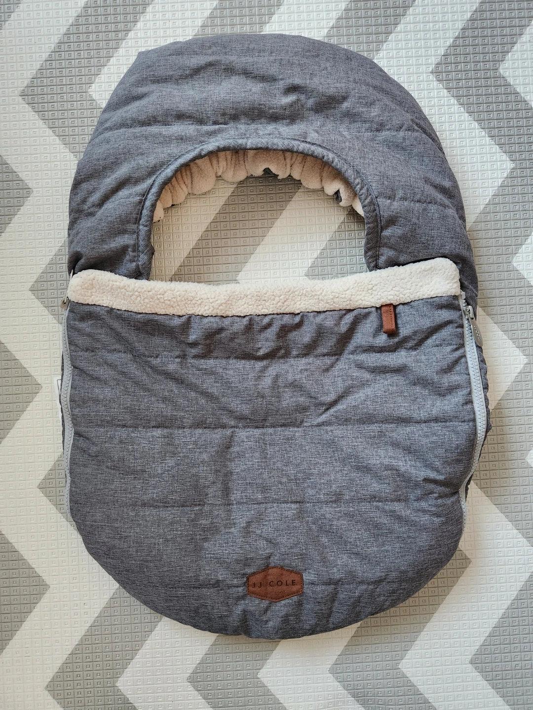 JJ Cole Car Seat Cover - Grey