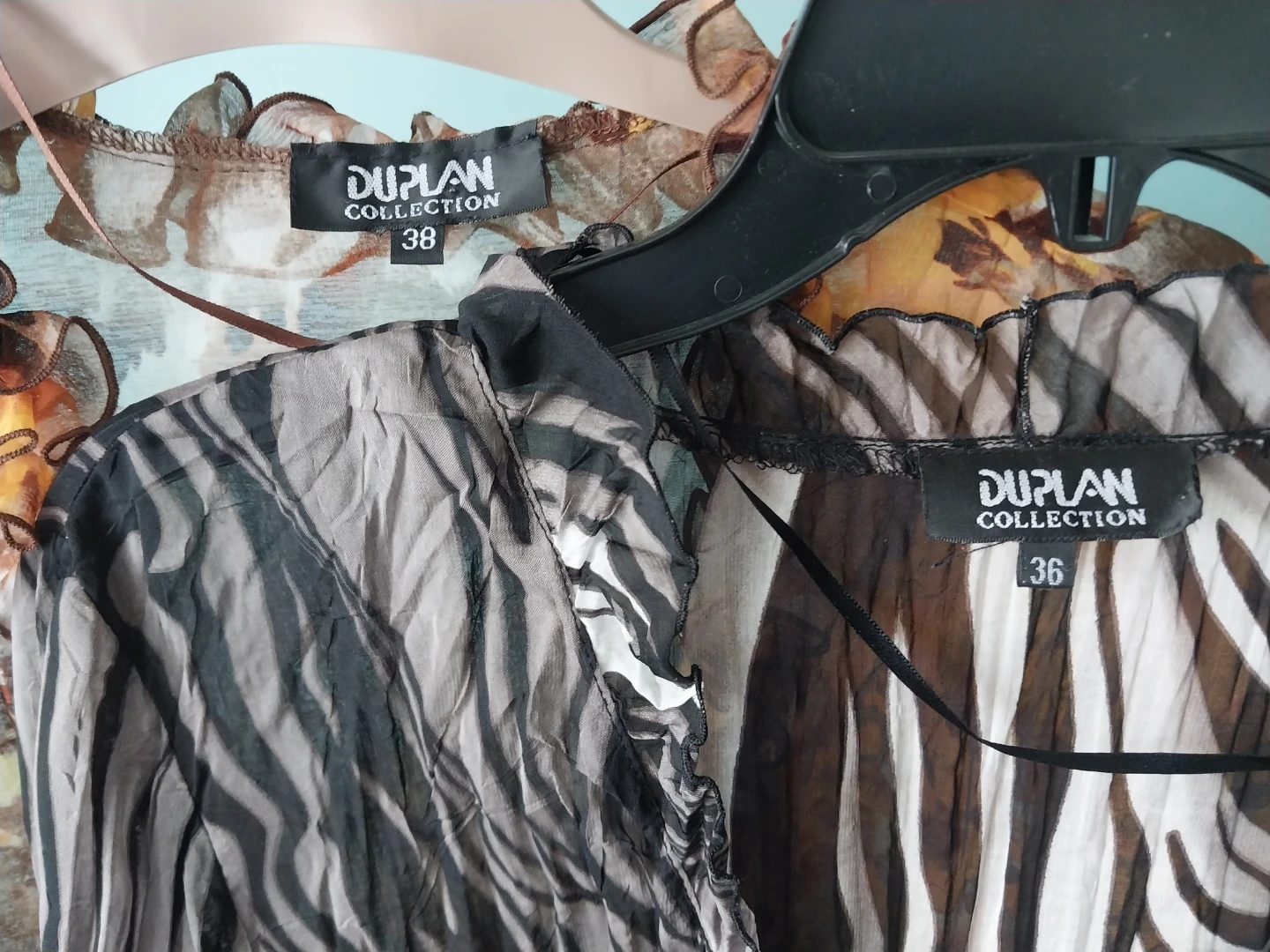 Duplan Collection Blouse Size 36/38. $5 per set FIRM. - photo 2