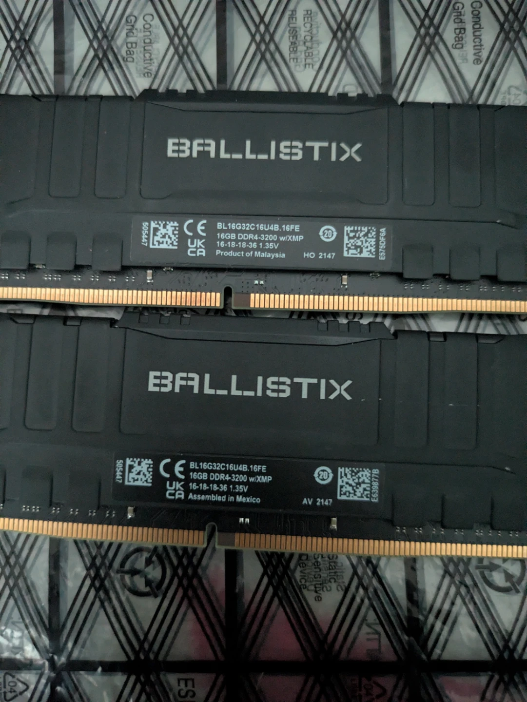 32GB (2×16GB) DDR4-3200 RAM Kit $165 - photo 3
