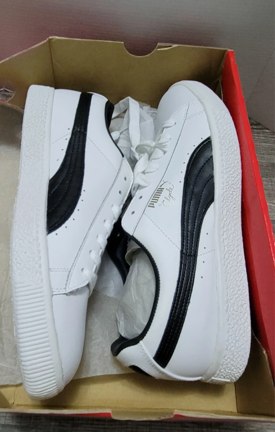 Puma Clyde White/Black Leather Sneakers 10.5 - photo 3