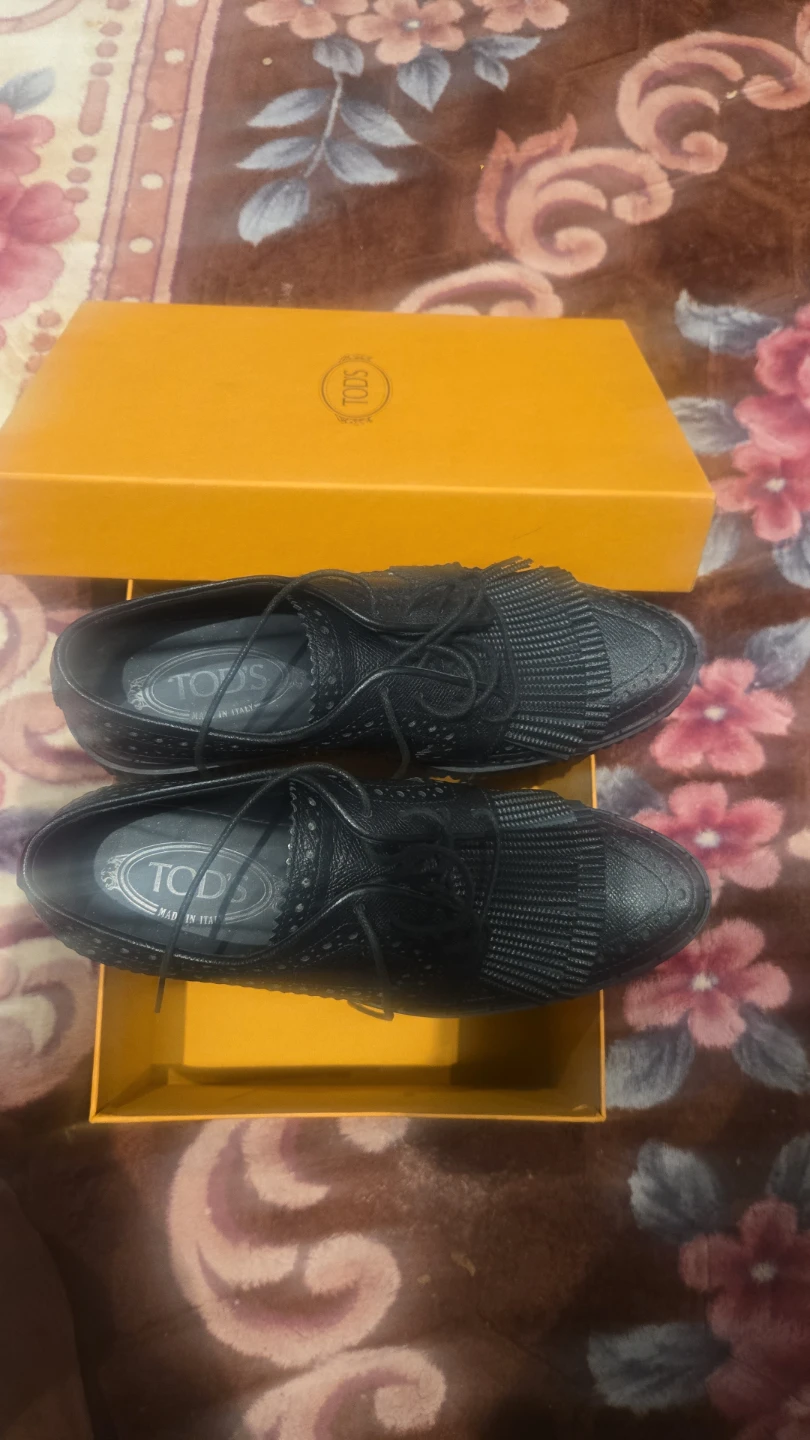 Tod's Black Leather Dress Shoes with Box