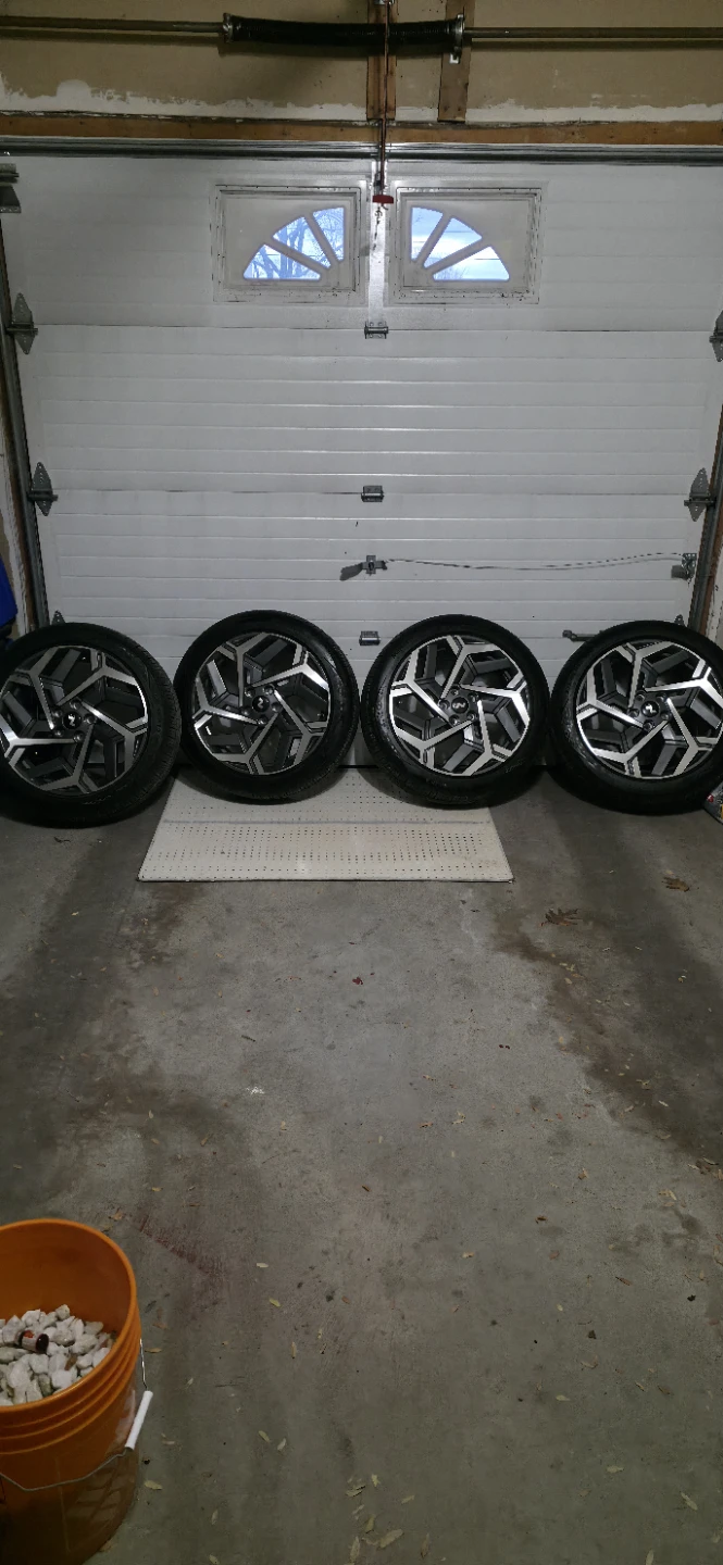 Tire and rims all season 235/45/19   5×114.3 center 67.1 mm - photo 5