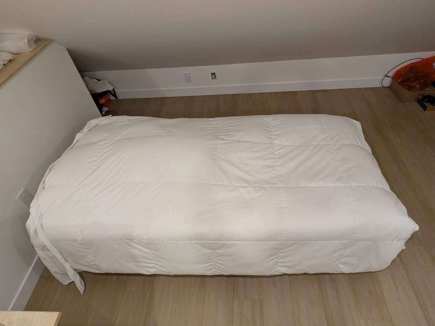 White Down Duvet - photo 5