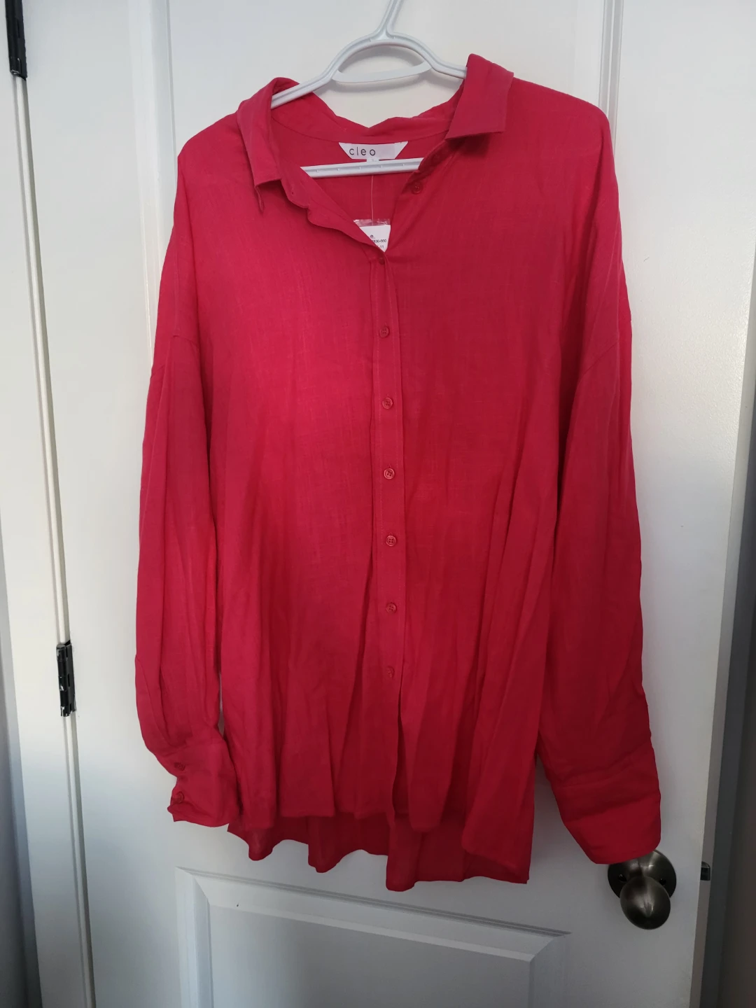 Cleo shirt size XL