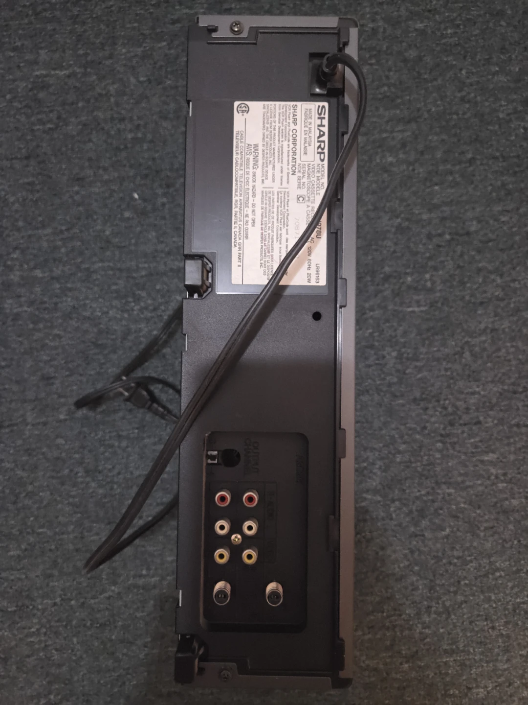 Sharp VCR 4-Head Hi-Fi Stereo VHS HQ - photo 2