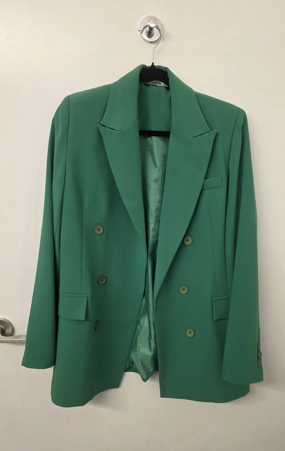 Green Blazer (Italian brand) - photo 2