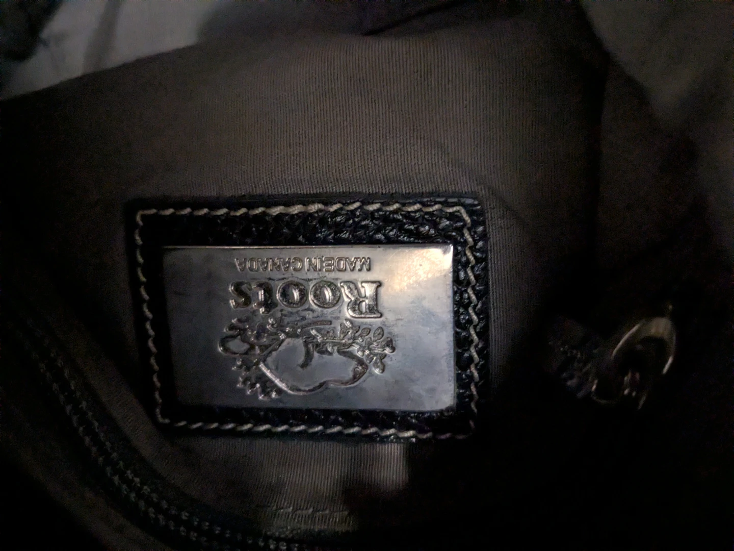 Roots Black Leather Crossbody Purse - Made in Canada - photo 3