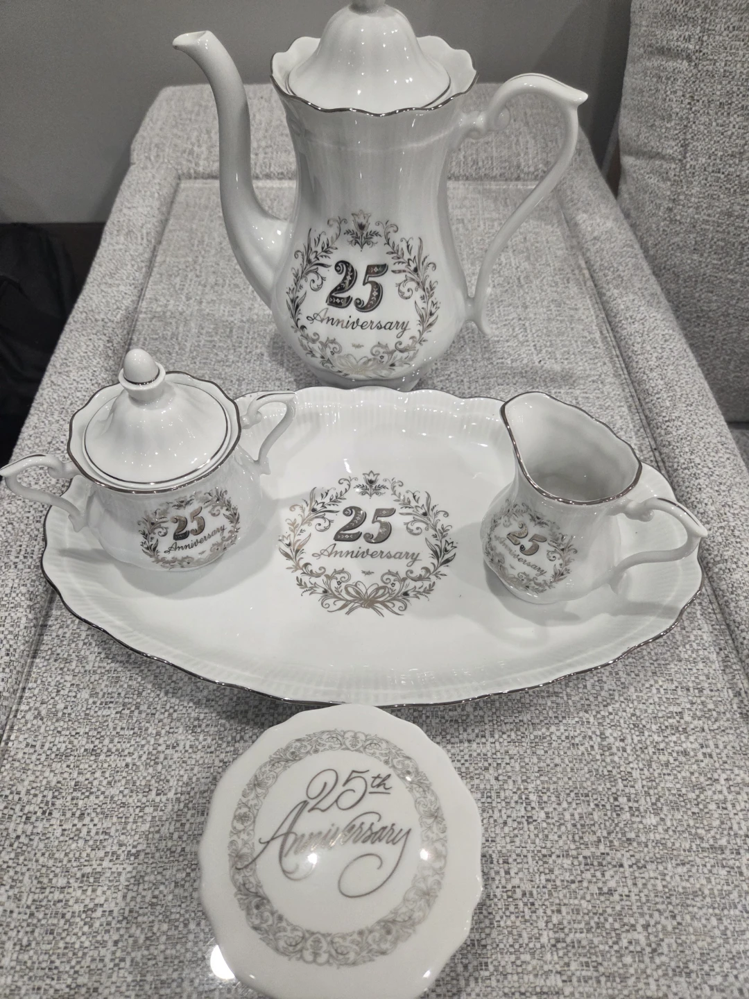 25th Anniversary Tea Set- Never Used ! - photo 2
