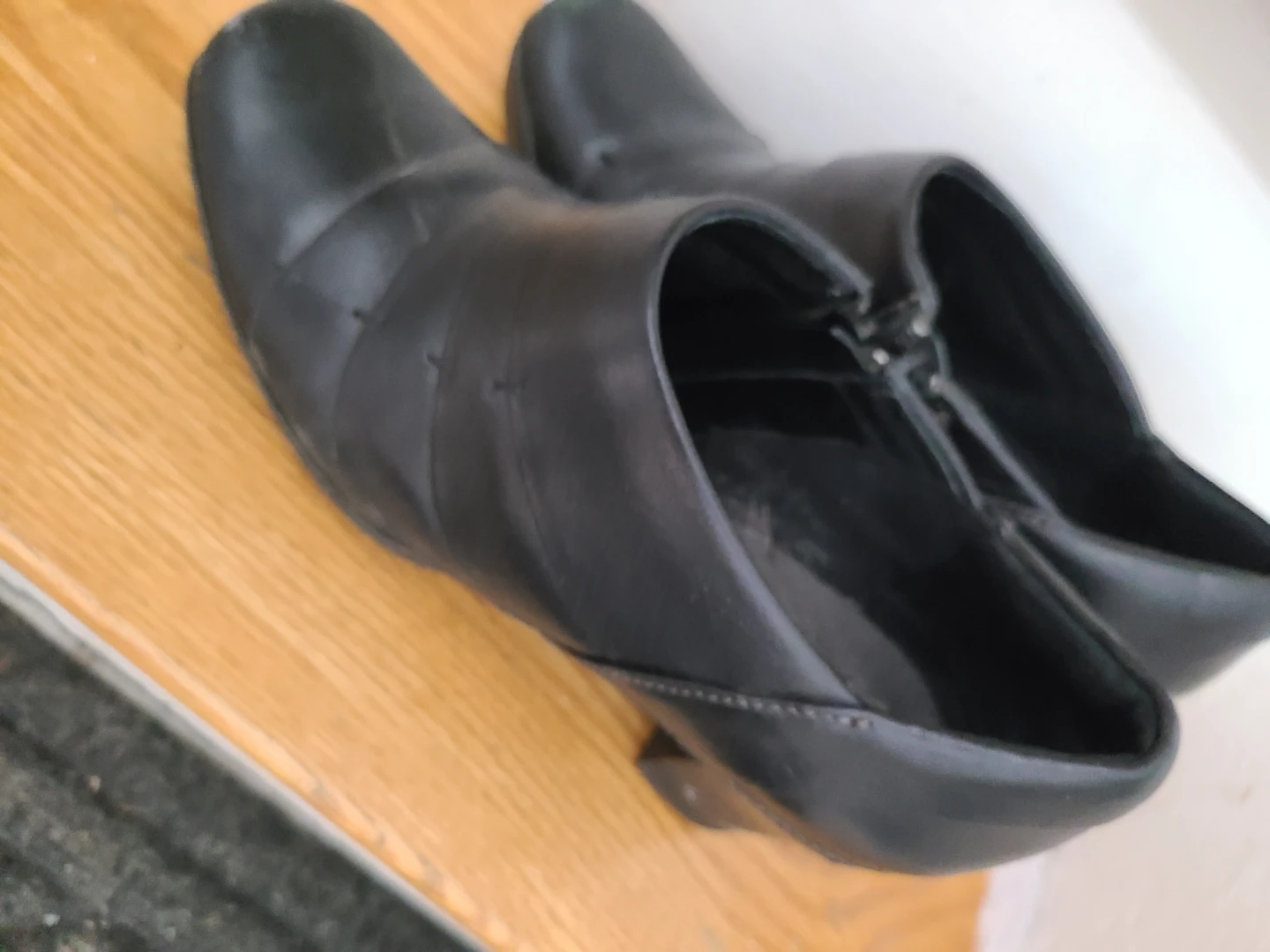 Clarks Black Leather Ankle Boots🥕 - photo 2