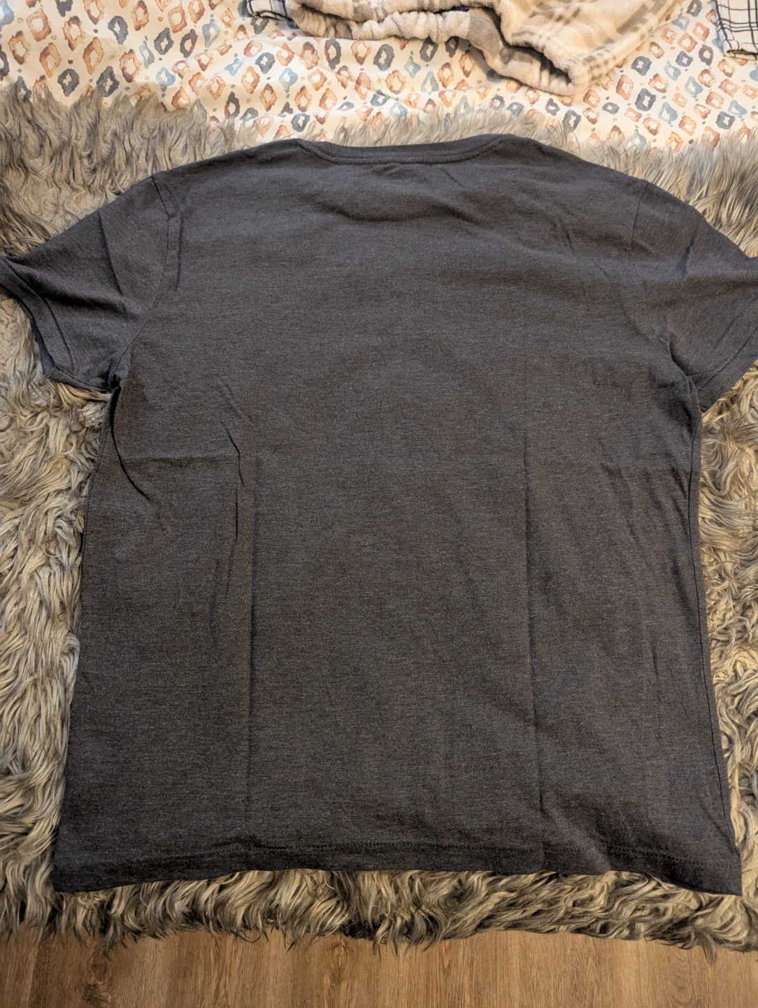 Aeropostale Graphic T-Shirt - Size Large - photo 3