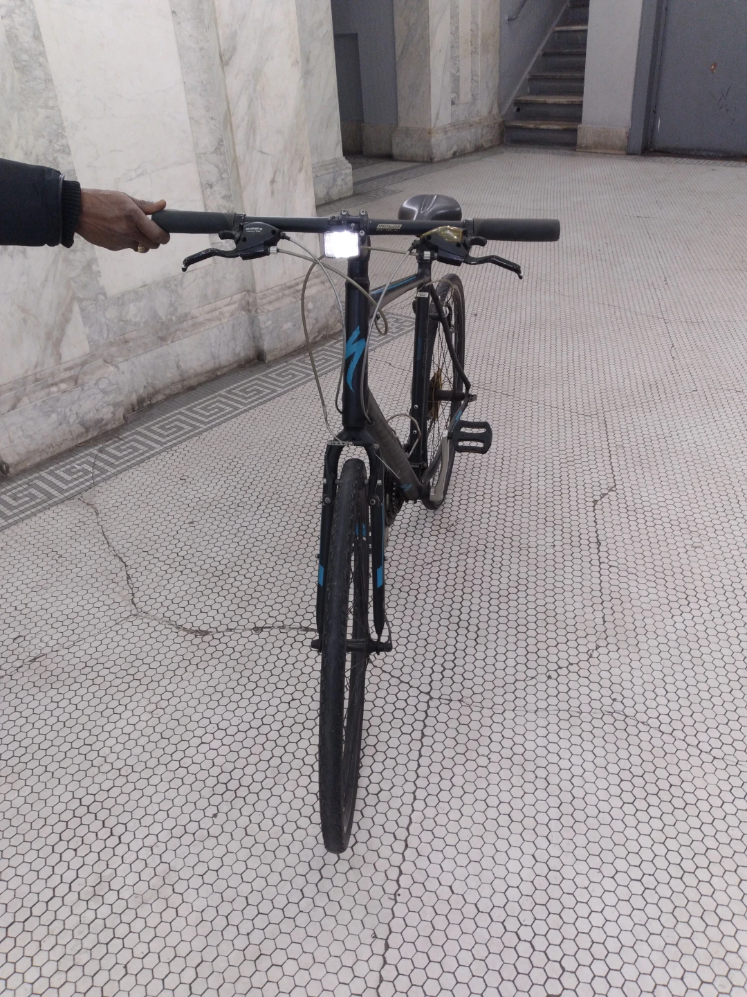 Specialized Crossroads Bike - photo 2