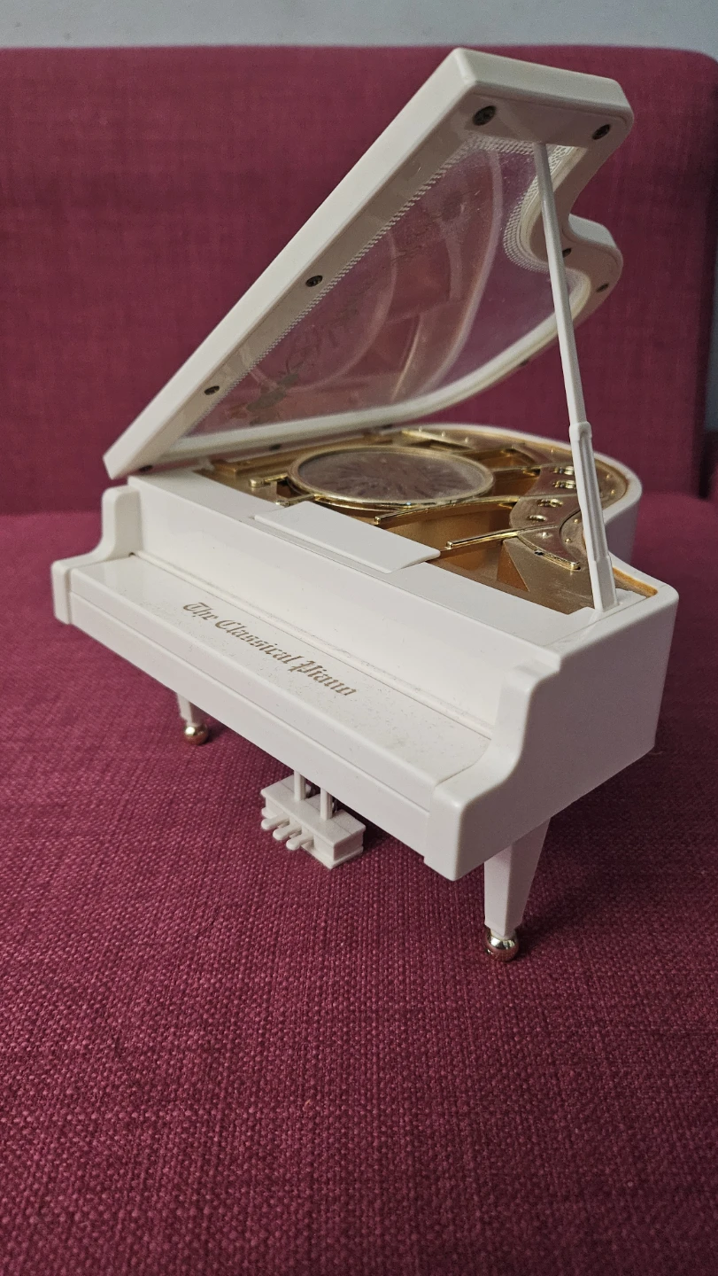 Classical Piano Music Box - photo 3