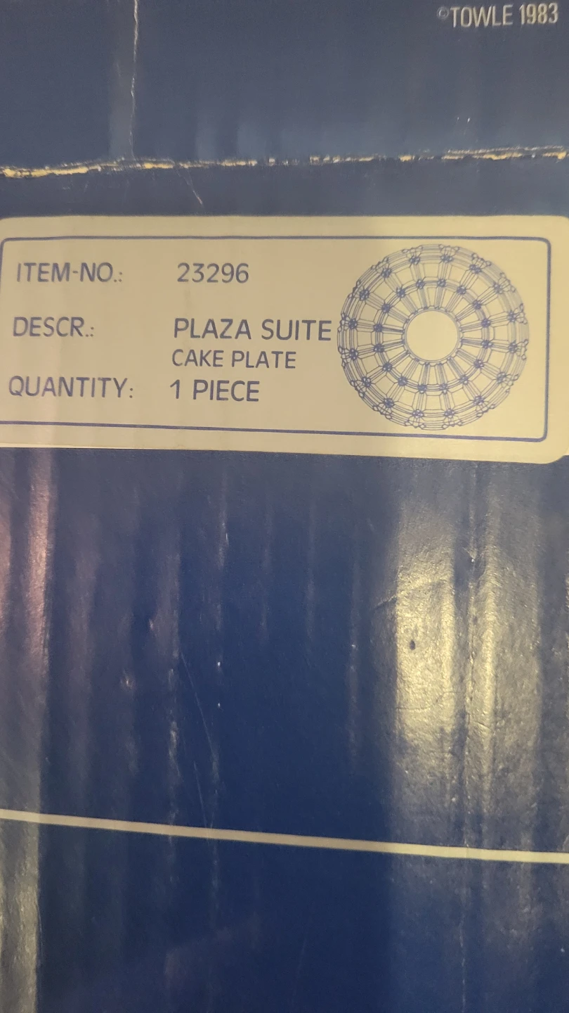 Towle Plaza Suite Cake Plate - Full Lead Crystal - photo 3