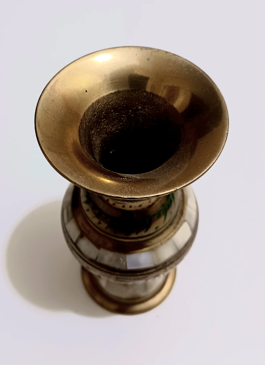 Rare Mother of Pearl & Etched Brass Vase - photo 2