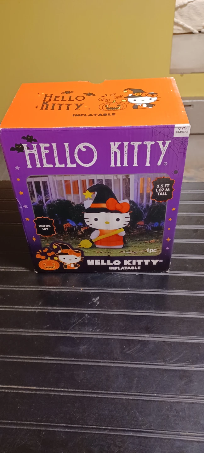 Hello Kitty Halloween Inflatable, 3.5ft Tall - photo 3