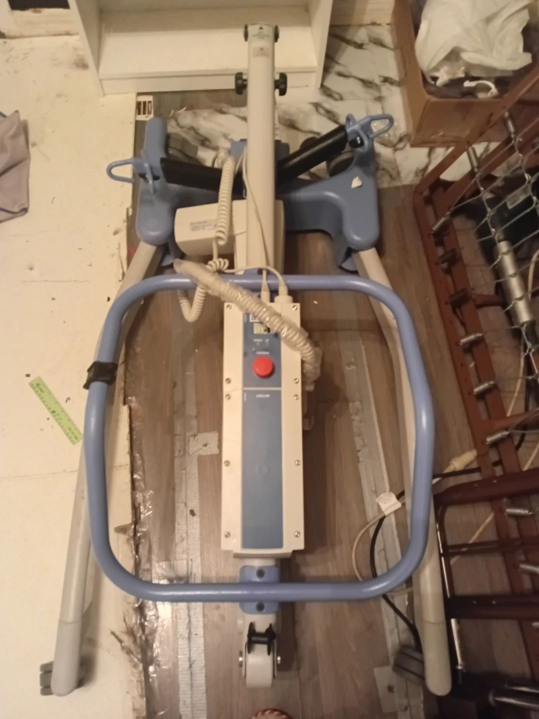Joerns Hoyer Advance 340 Patient Lift - photo 2