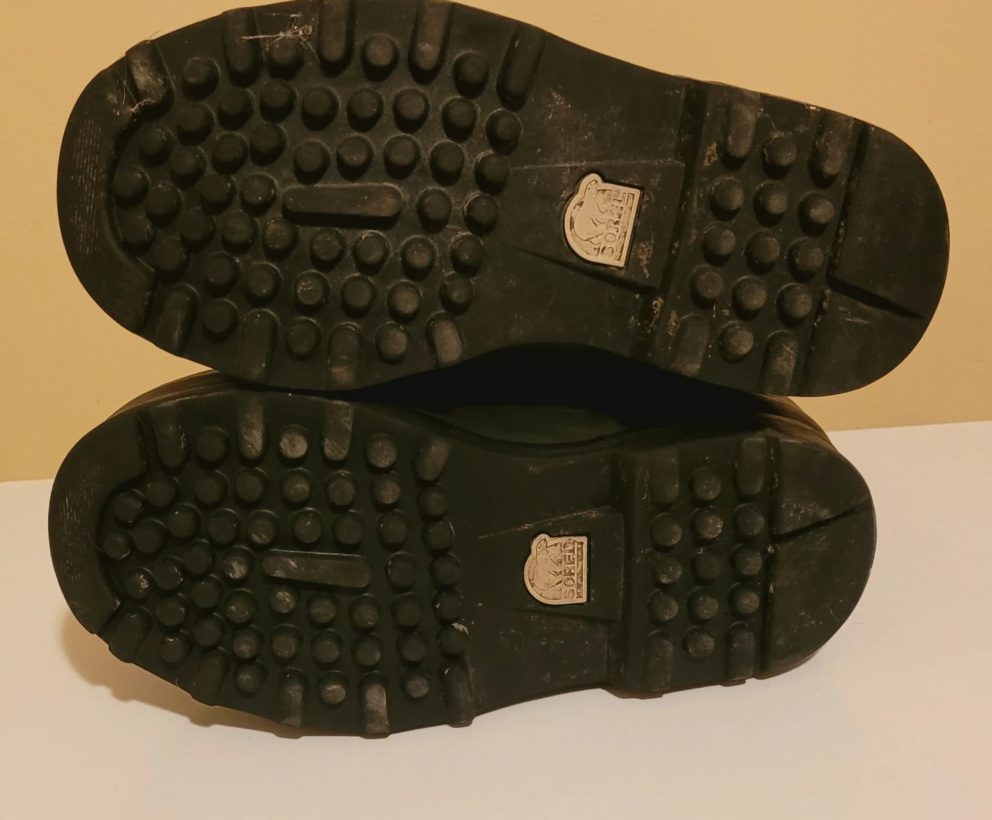 Mens 5/Womens 7 Sorel Winter Boots - photo 2