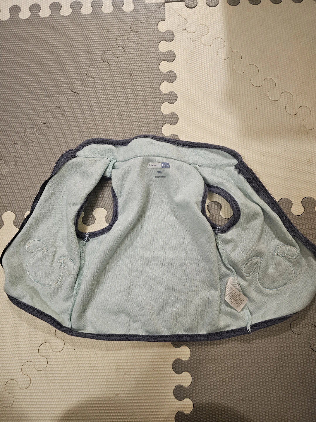 Vitamins Baby Fleece Vest 9M - photo 3
