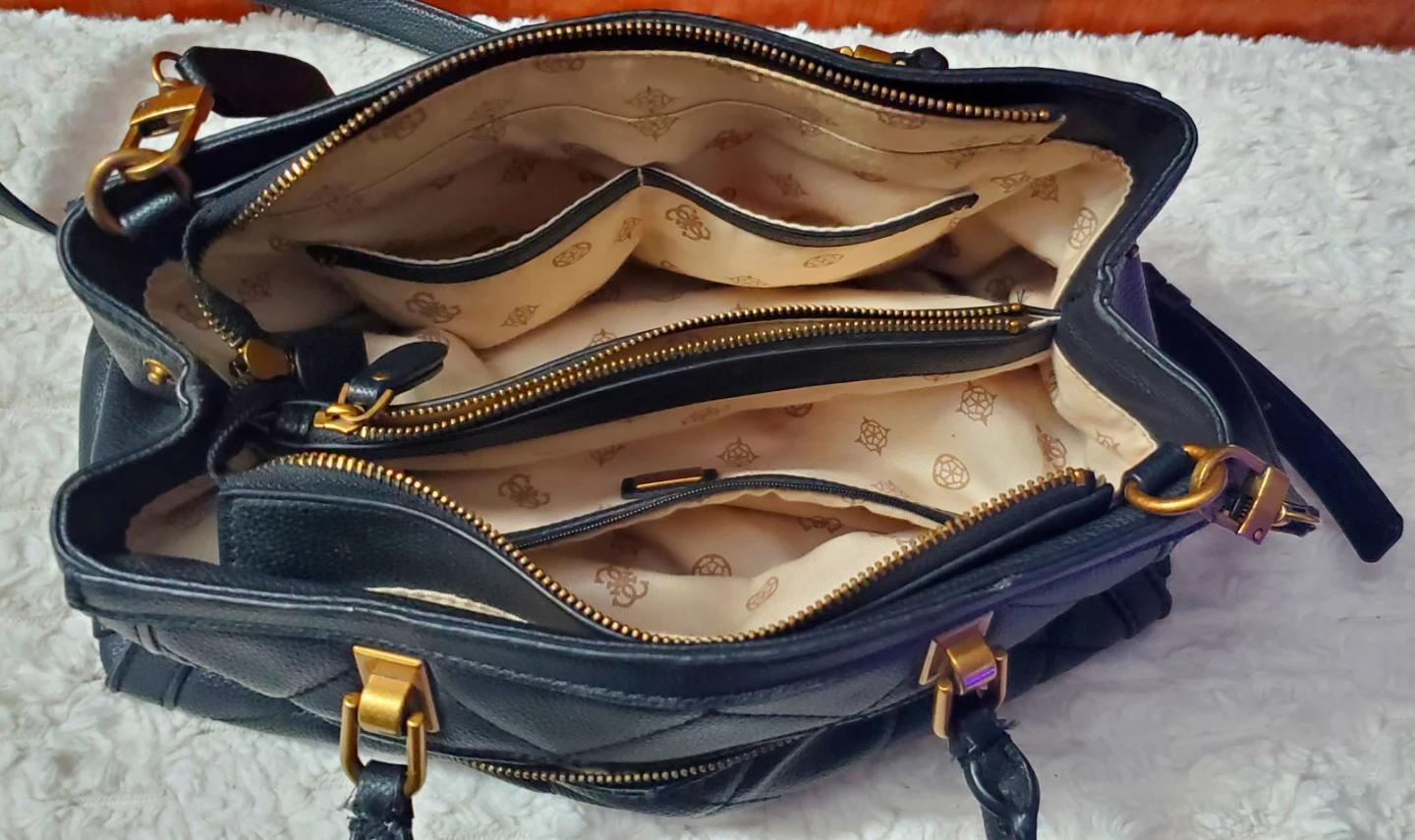 Guess Quilted Satchel Crossbody Handbag - photo 3