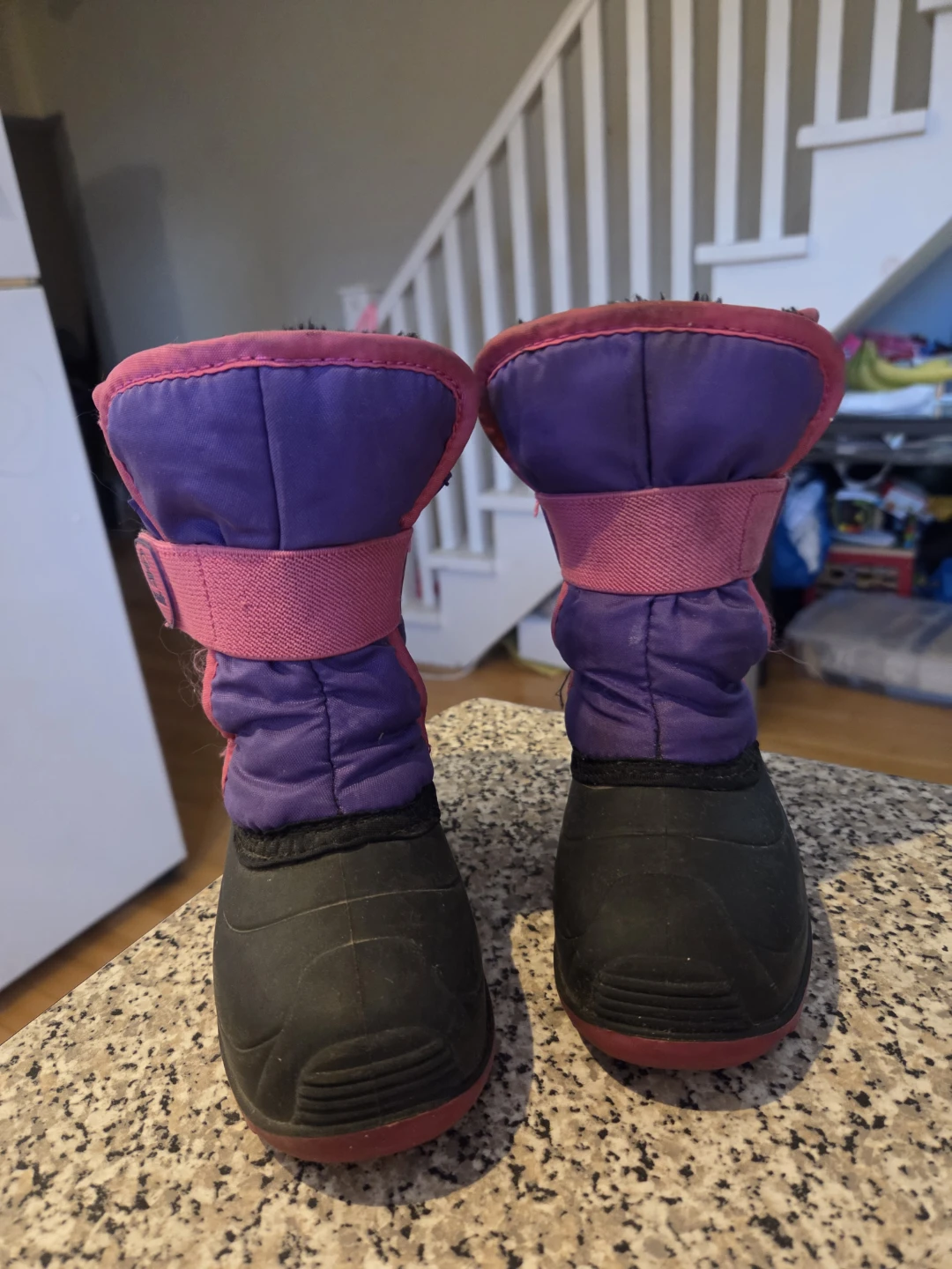 Kamik Size 9 Kids' Snow Boots - size 9