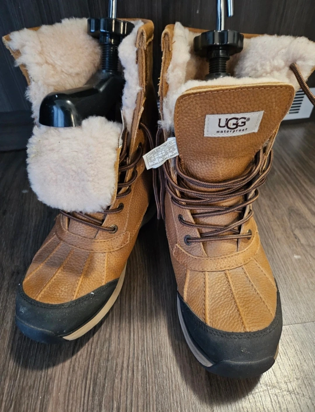 UGG Waterproof Leather Boots - Women's Size 9