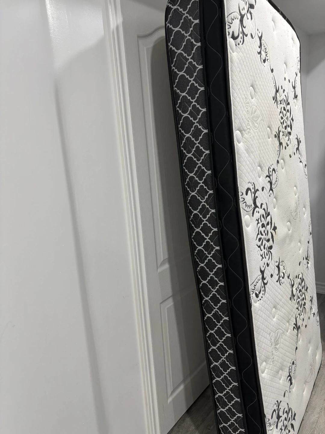 Twin Size Mattress - photo 3