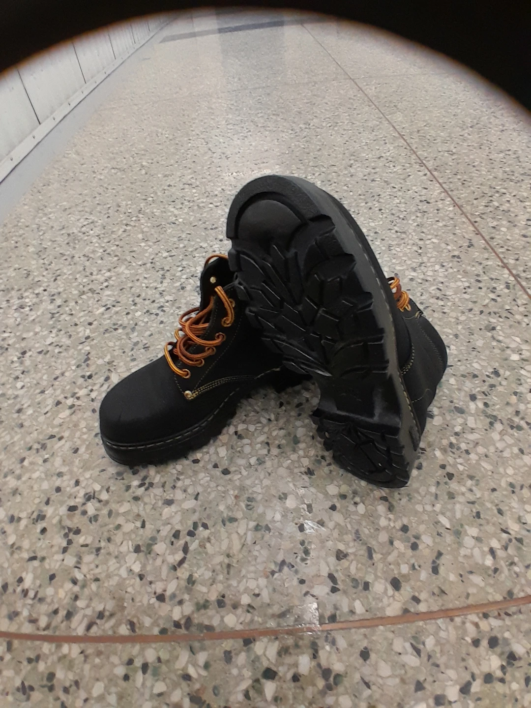Original Roots Tuff women's size 7 - photo 2