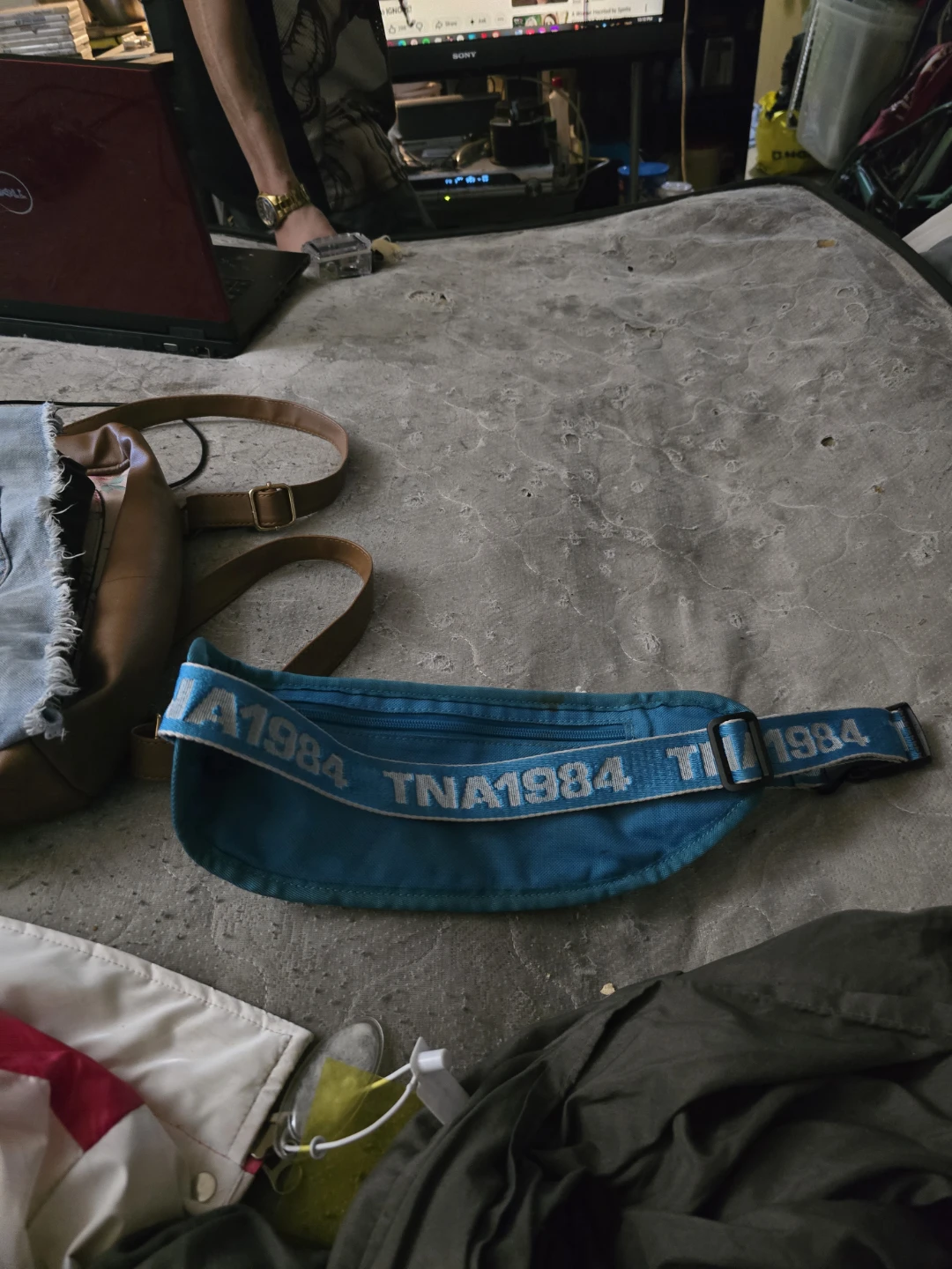 TNA 1984 Blue Belt Bag - photo 3