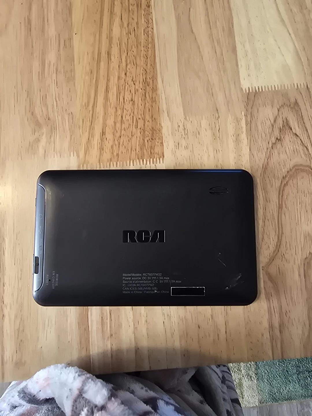RCA RCT6077W22 Tablet