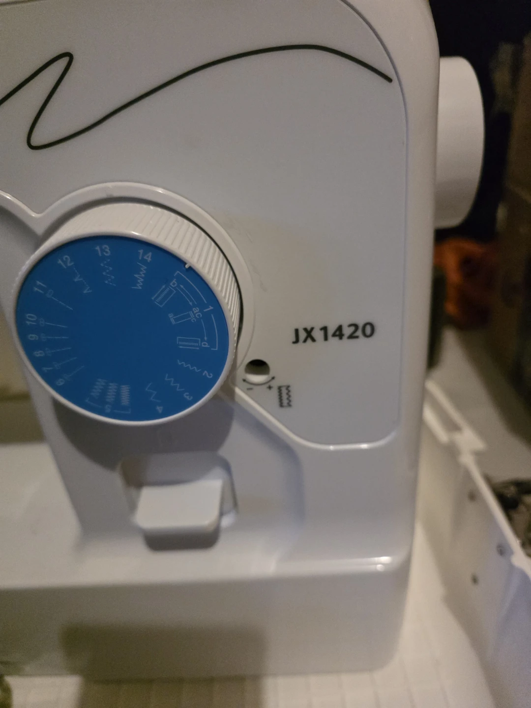 Brother JX1420 Sewing Machine - photo 5