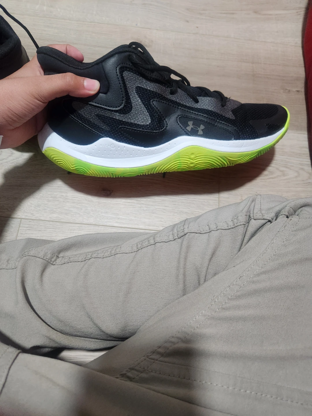 Under Armour Lockdown 6 Basketball Shoes - Black - photo 4