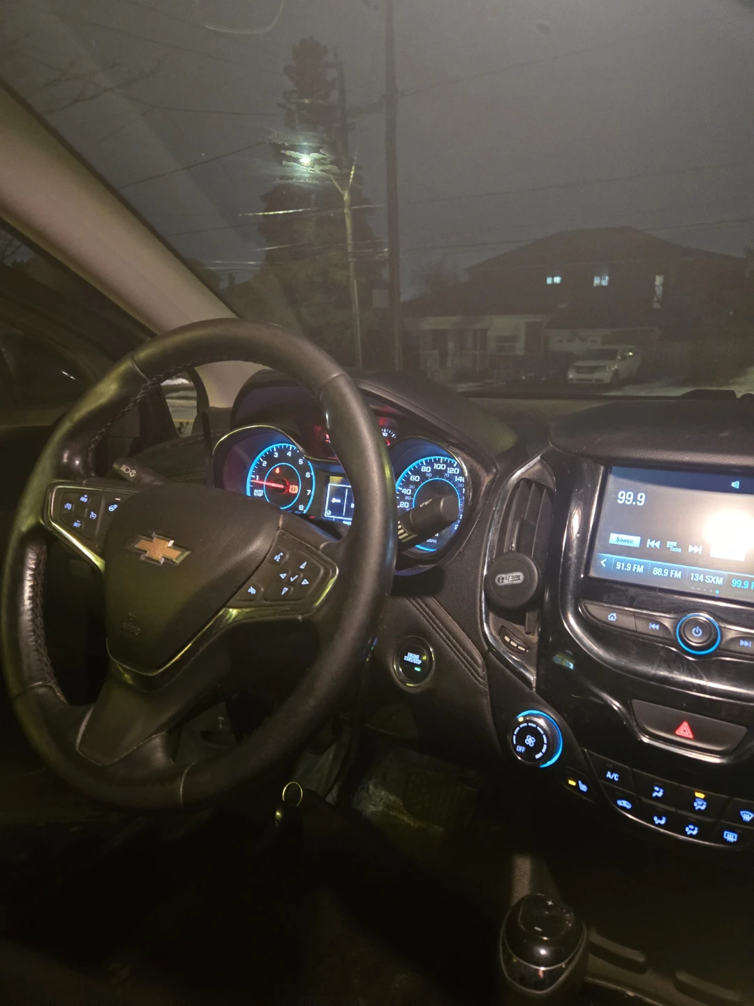 2018 chevrolet cruze  - leather - Push start - photo 4