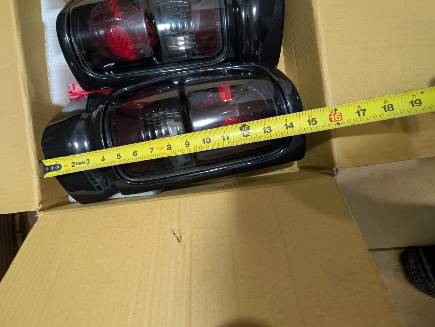 Brand new rear truck lights - photo 3