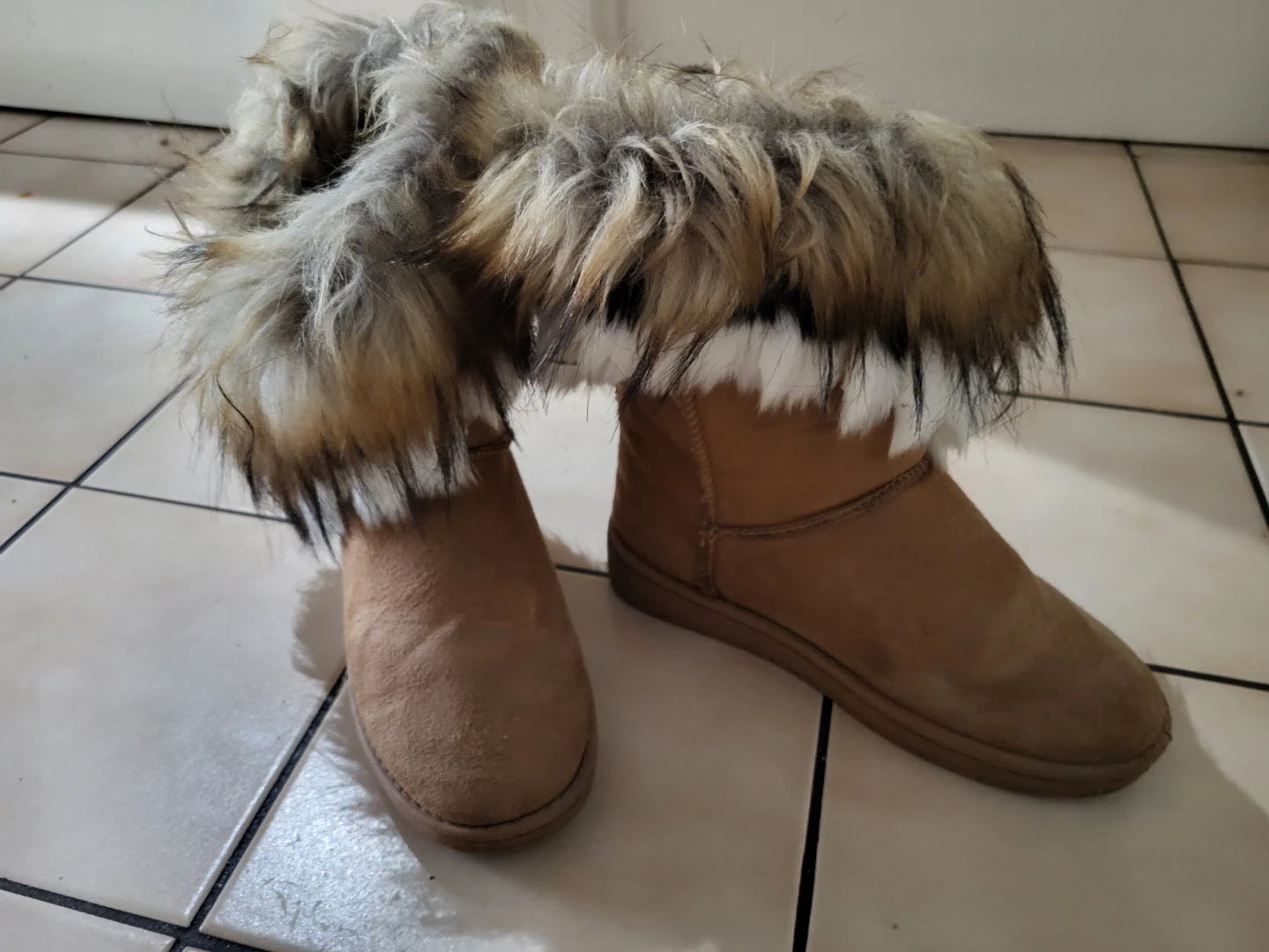 Tan Faux Fur Trimmed Winter Boots - photo 2