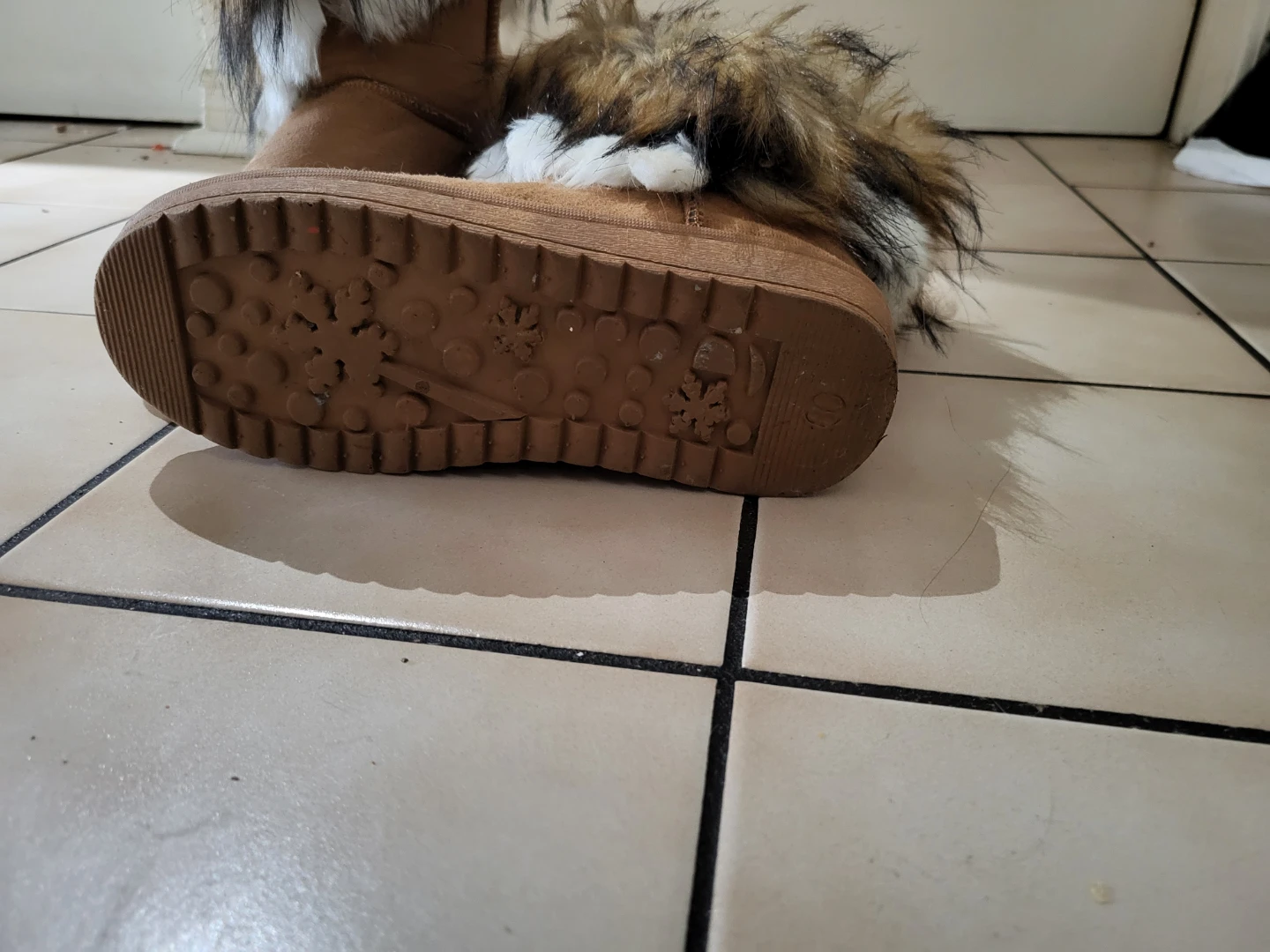 Tan Faux Fur Trimmed Winter Boots - photo 3