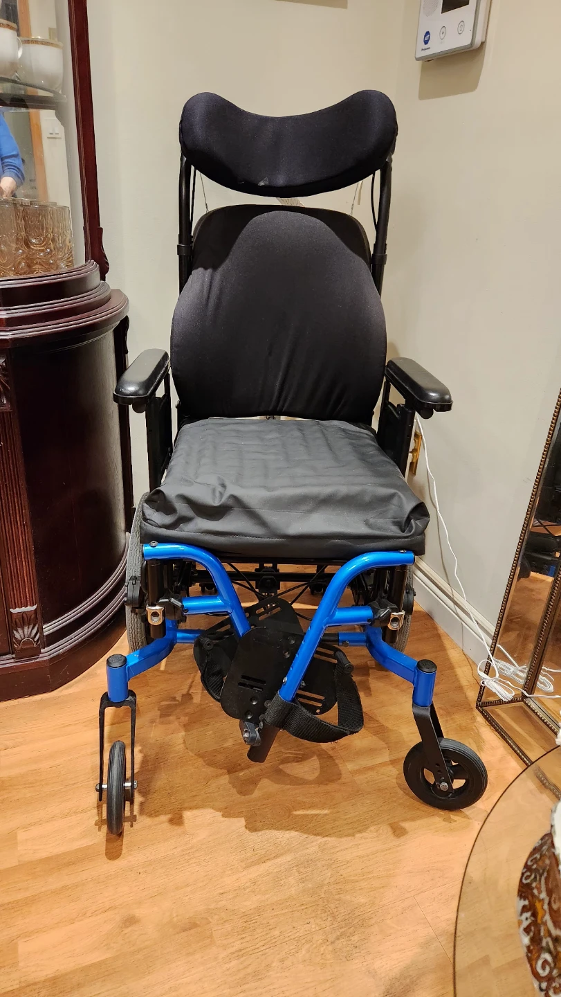 Tiltable manual Wheelchair