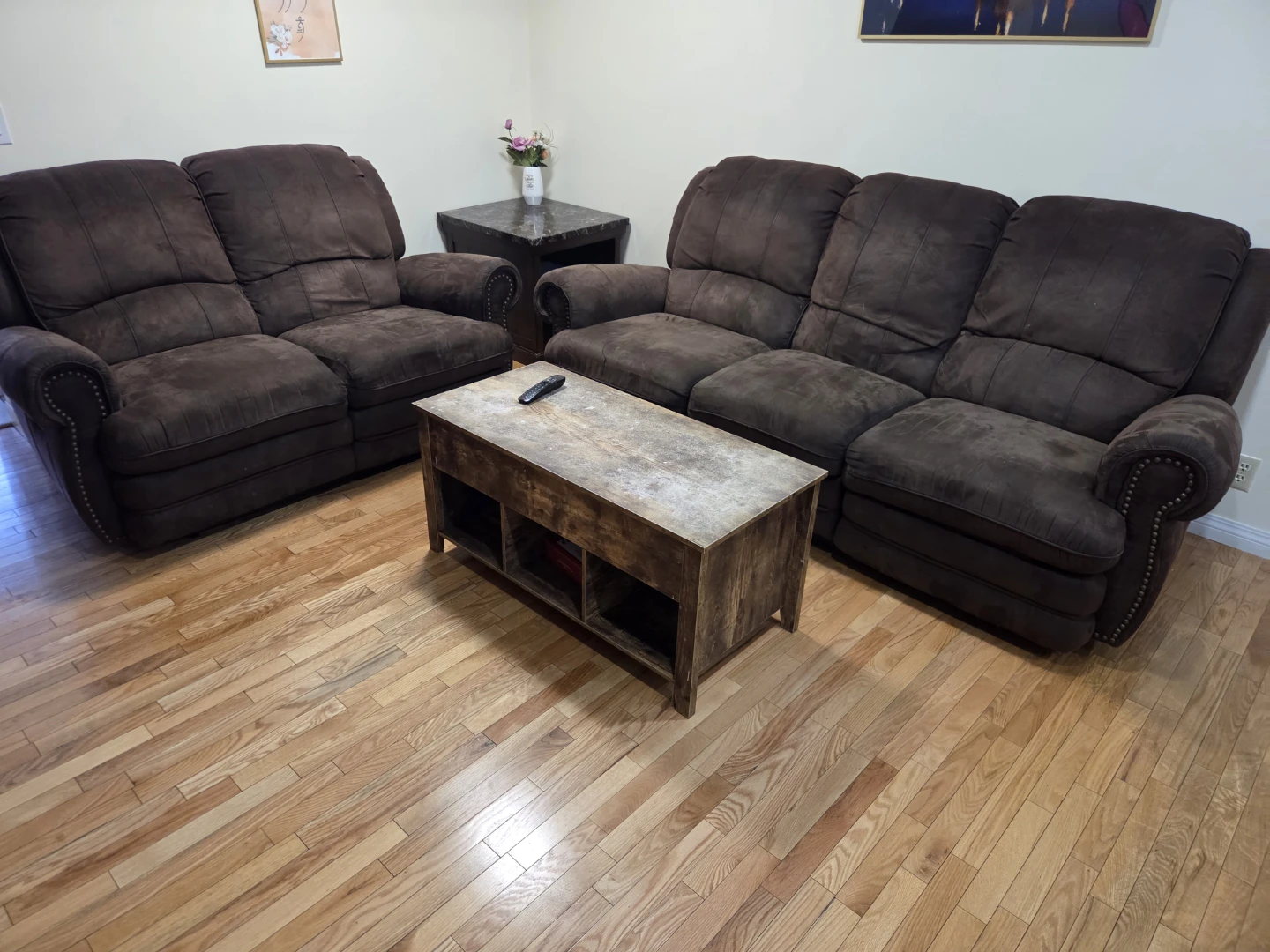 Brown Reclining Sofa & Loveseat Set