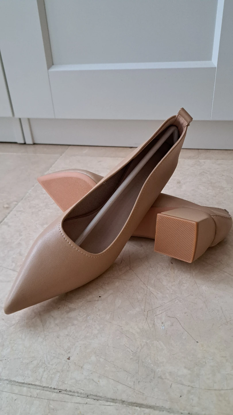 Beige Block Heel Pumps - New - photo 4