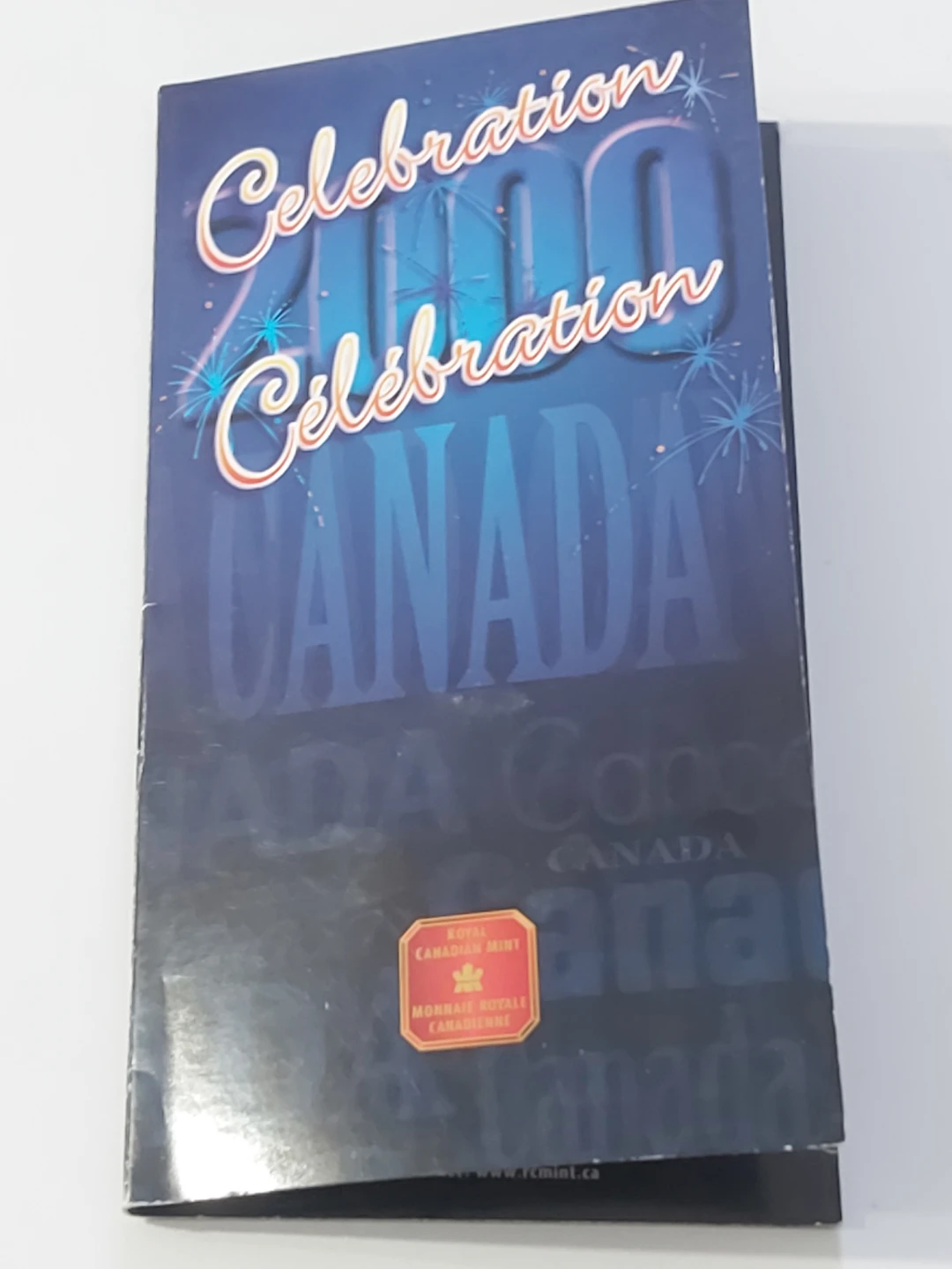 Royal Canadian Mint Celebration 2000 Coin - photo 4