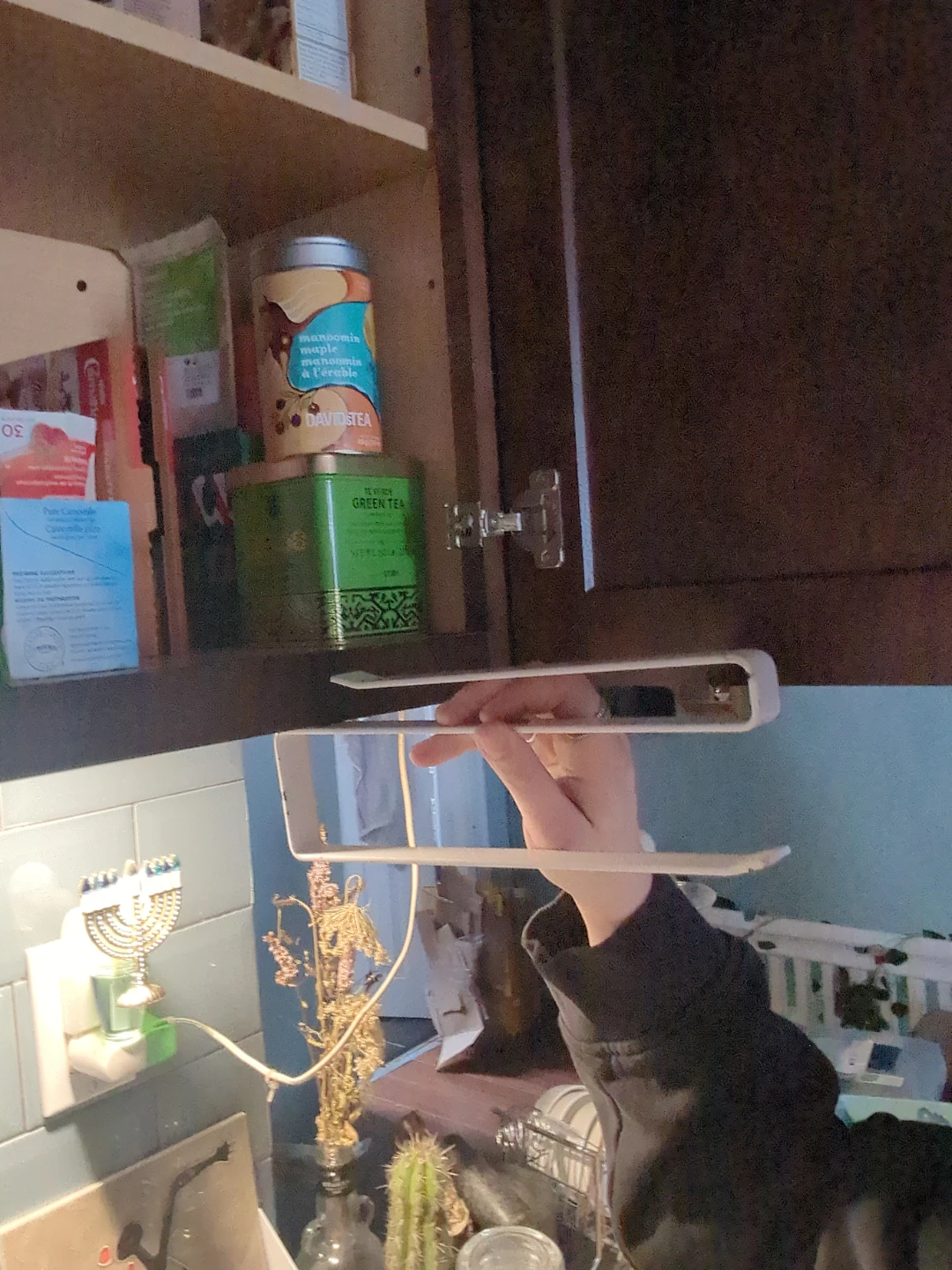 Cabinet paper towel holder - photo 2