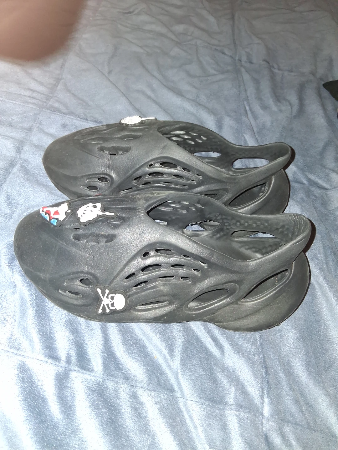 Black Foam Runner Clogs - photo 2