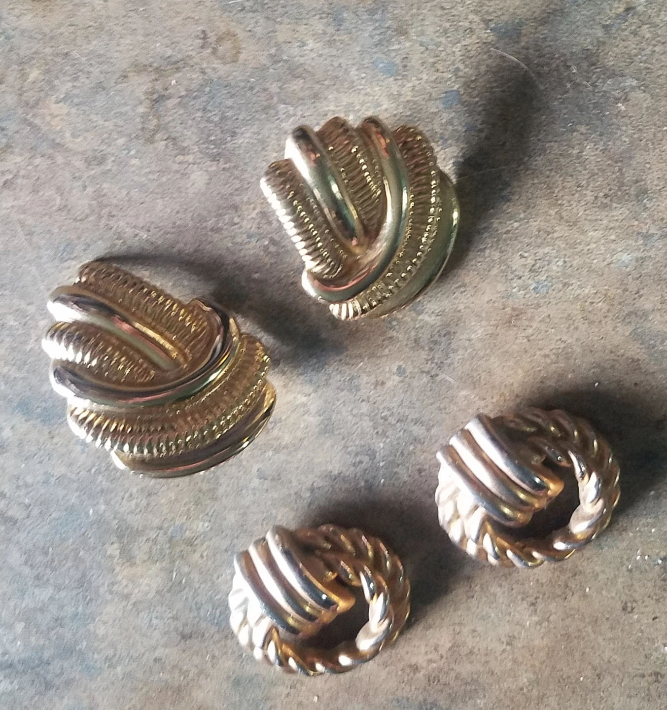 Vintage Antique Mid Century Gold Costume Clip On Earrings - photo 2